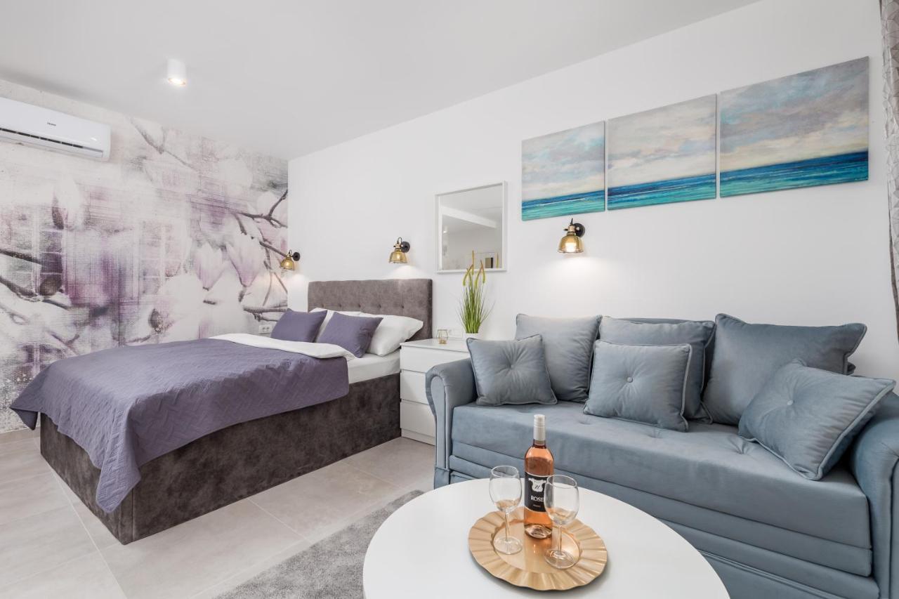 Srnec Apartments - Korzo Ριέκα Εξωτερικό φωτογραφία