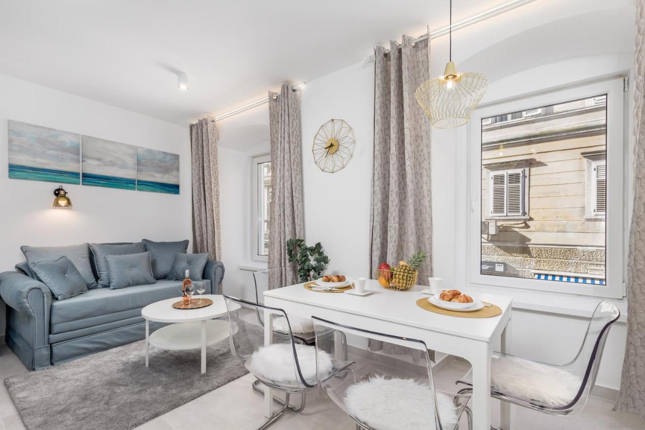 Srnec Apartments - Korzo Ριέκα Εξωτερικό φωτογραφία