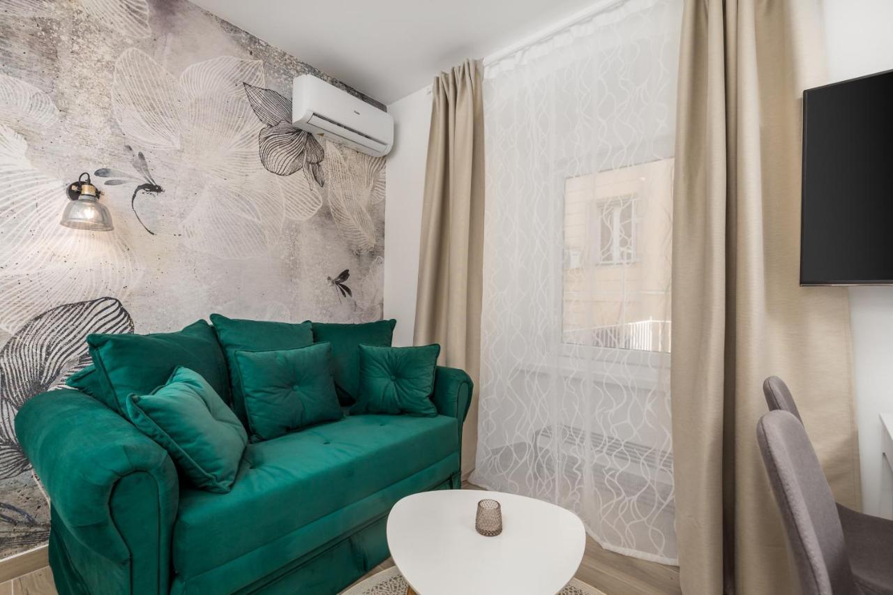 Srnec Apartments - Korzo Ριέκα Εξωτερικό φωτογραφία